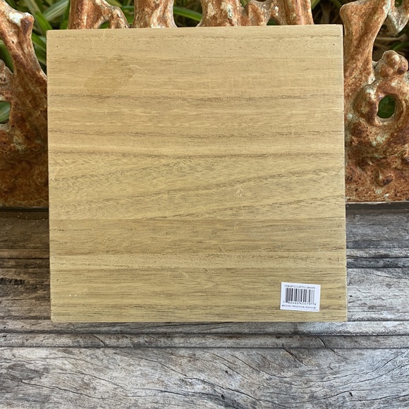 Beach Themed Wooden Decor - Picture 3 of 8